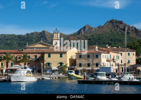 Porto Azzurro waterfront Elba Toscane Italie Banque D'Images