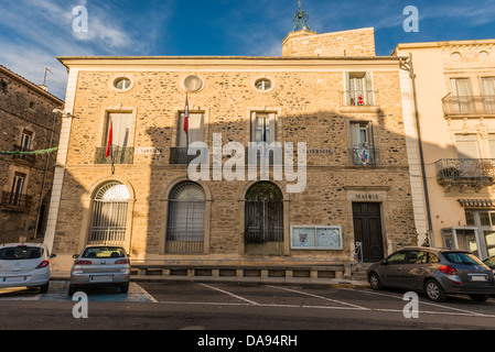 Hôtel de Ville (mairie) à Caux, Hérault, Languedoc-Roussillon, France Banque D'Images