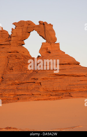 L'Algérie, Afrique, Afrique du Nord, désert, désert de sable, Sahara, Tamanrasset, le Hoggar, Ahaggar, rock, rock formation, Tassili du Hogga Banque D'Images