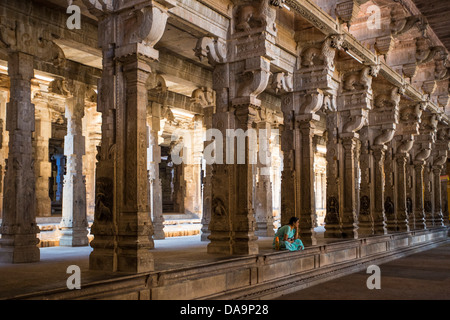 L'Inde, l'Inde, Asie, Tamil Nadu, Tiruchirappali, Trichy, Jambukeshwara, Temple, Thiruvanaikaval, Seigneur, Shiva, art, colorfu Banque D'Images