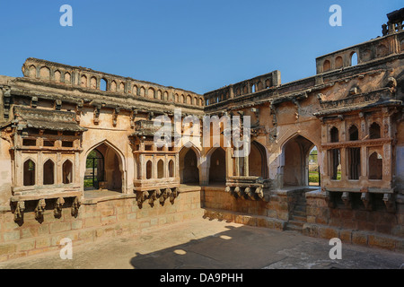 L'Inde, l'Inde, Asie, Karnataka, Hampi, ruines, Vijayanagar, 15e siècle, Patrimoine mondial, des bains de la Reine, l'Arkite, piscine royale Banque D'Images