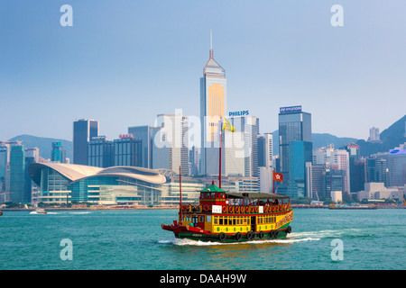 Hong Kong, Chine, Asie, Ville, Ferry, l'architecture, 22, bateau, Skyline, des gratte-ciel, soir, crépuscule, Wanchai, Banque D'Images