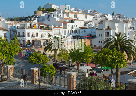 Village de montagne, Frigiliana, Nerja, La Axarquía, Andalousie, Costa del Sol, Espagne Banque D'Images