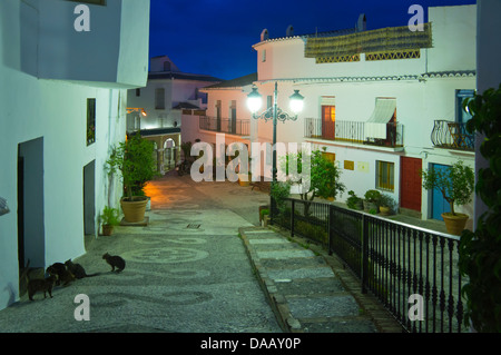 Village de montagne, Frigiliana, Nerja, La Axarquía, Andalousie, Costa del Sol, Espagne Banque D'Images