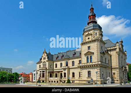 L'Europe, l'Allemagne, la Saxe-Anhalt, Merseburg, Georgstrasse, State House, Architecture, bâtiment, construction, tour, signes, lanter Banque D'Images