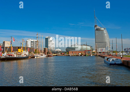 L'Europe, l'Allemagne, Brême, Bremerhaven, Lohmannstrasse, New Harbour, port, centre de conférence, l'Atlantic Hotel Sail city, les HO Banque D'Images