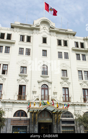 Entrée avant de Gran Hotel Bolivar, Lima, Pérou. Banque D'Images