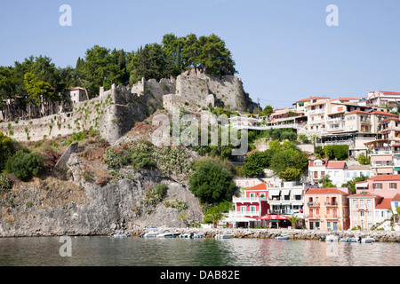 Château, village de Parga, l'Épire, Grèce, Europe Banque D'Images