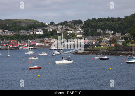 Front de mer d'Oban en Écosse juin 2013 Banque D'Images