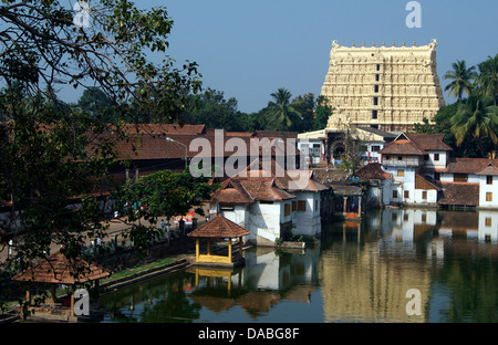 Vue complète d'Sri Padmanabhaswamy Temple Trivandrum Kerala Thiruvananthapuram Inde Banque D'Images