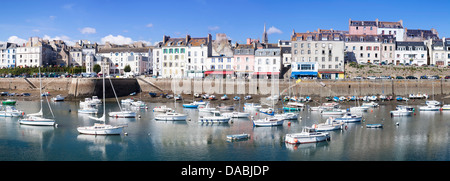 Port de Douarnenez, Finistère, Bretagne, France, Europe Banque D'Images