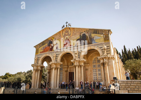 La basilique de l'Agonie (Eglise de toutes les nations) près de Le Jardin de Gethsémané, Jérusalem, Israël, Moyen Orient Banque D'Images