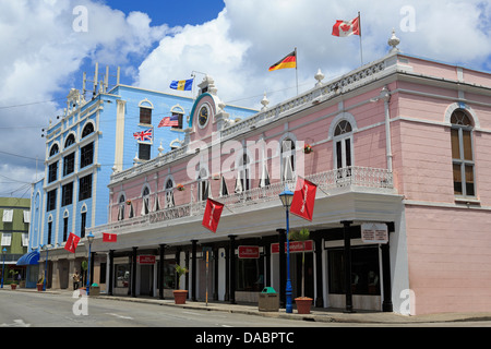 Colonnade historique immeuble, Bridgetown, Barbade, Antilles, Caraïbes, Amérique Centrale Banque D'Images