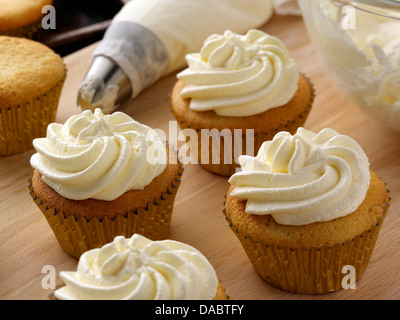 Vanille Stevia cupcakes avec glaçage au fromage à la crème Banque D'Images