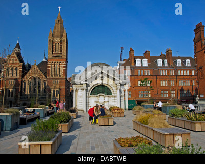 Brown Hart Gardens, un jardin public peu connu sur le dessus d'une sous-station électrique, situé à proximité de Duke Street près de Oxford Street Banque D'Images