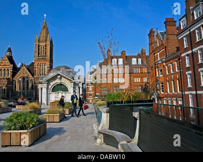 Brown Hart Gardens, un jardin public peu connu sur le dessus d'une sous-station électrique, situé à proximité de Duke Street près de Oxford Street Banque D'Images