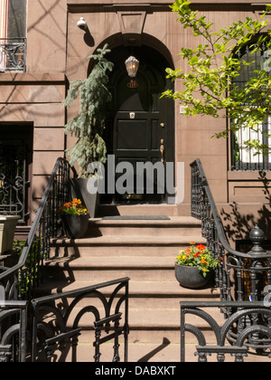 Pierres à sourcils dans le quartier historique de Murray Hill, New York, États-Unis Banque D'Images