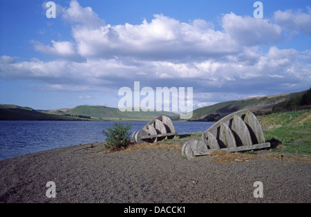 Shinglehook l'Art Moderne par Matt Baker, au St Mary's Loch, Vallée supérieure de l'achillée, Borders, Scotland, UK Banque D'Images