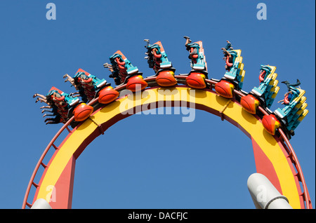 Silver Bullet roller coaster ride Knott's Berry Farm, Buena Park, Californie. Banque D'Images