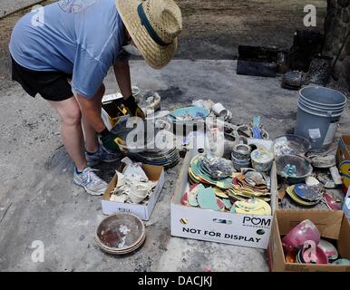 Yarnell AZ. Juillet 10,2013. USA. Aujourd'hui, la ville de Yarnell AZ ouvert aux résidents de revenir dans leurs foyers la reprise et pour les visiteurs mercredi 10 juillet, après l'incendie a détruit et dommages Yarnell, plus de 150 maisons et tué 19 pompiers hot-shot. Photo par Gene Blevins/LA DailyNews/ZumaPress (crédit Image : ©/ZUMAPRESS.com) Blevins génique Banque D'Images