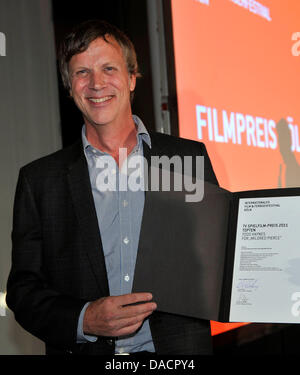 Réalisateur Todd Haynes, honoré du Prix 'TV Spielfilm", pose au cours de l'attribution à la fin de la conférence de Cologne '2011' à Cologne, Allemagne, 30 septembre 2011. Le dernier jour du festival du film et de la télévision, le 'Prix Casting 2011", le "Hollywood Reporter Award', le prix 'TV Spielfilm" et "le film" a été adjugé. Cologne Photo : Henning Kaiser Banque D'Images