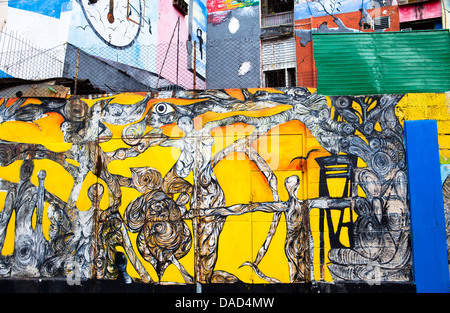 L'art afro-antillaise sur le mur peint dans le quartier de Callejon de Hamel, La Havane, Cuba, Antilles, Amérique Centrale Banque D'Images