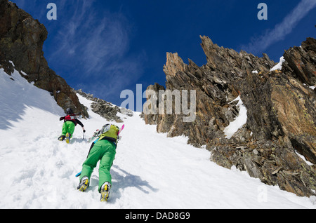 Du col du Passon hors piste et ski de randonnée, vallée de Chamonix, Haute-Savoie, Alpes, France, Europe Banque D'Images