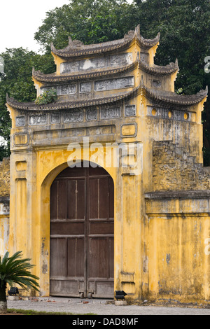 Vue partielle de la Citadelle Impériale Thang à Hanoi, Vietnam Banque D'Images