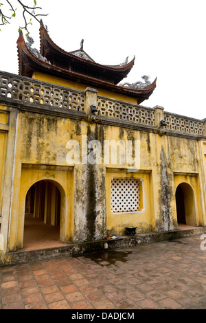 Vue partielle de la Citadelle Impériale Thang à Hanoi, Vietnam Banque D'Images