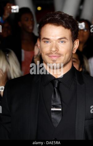L'acteur Kellan Lutz nous arrive pour la première mondiale de "La Saga Twilight : Breaking Dawn - Part 1' au Nokia Theater à Los Angeles. Vivre à Los Angeles, USA, 15 novembre 2011. Photo : Hubert Boesl Banque D'Images