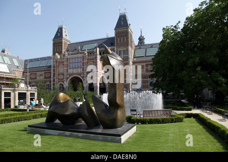 Figurine inclinable en deux parties;Cut.bronze.Henry Moore.modernisme. Banque D'Images