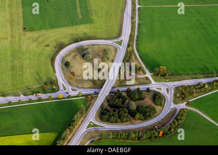 Vue aérienne de route moderne Junction, Allemagne, Bavière, Allgaeu, Steingaden Banque D'Images