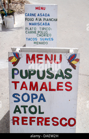 Miami Florida,Homestead,Redland's Farmers Market,menu,Hispanic Latin Latino ethniquement immigrants minorités,tamales,langue espagnole,visiteurs tra Banque D'Images