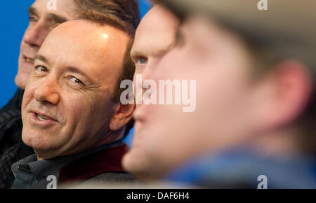 L'acteur américain Kevin Spacey pose à pris en photo pour le film '  Appel lors de la 61e édition du Festival International du Film de Berlin à Berlin, Allemagne, 11 février 2011. Le film est présenté en compétition à la 61e Berlinale en marche du 10 au 20 février. Photo : ARNO BURGI Banque D'Images