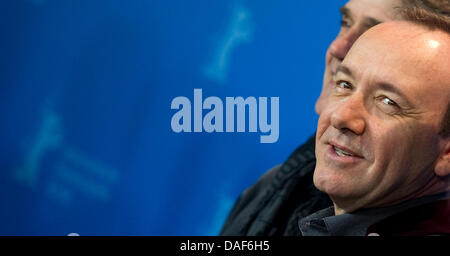 L'acteur américain Kevin Spacey pose à pris en photo pour le film '  Appel lors de la 61e édition du Festival International du Film de Berlin à Berlin, Allemagne, 11 février 2011. Le film est présenté en compétition à la 61e Berlinale en marche du 10 au 20 février. Photo : ARNO BURGI Banque D'Images