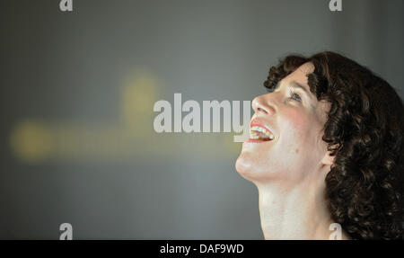 Miranda directeur nous pose pendant le photocall juillet pour le film 'l'avenir'' lors de la 61e édition du Festival International du Film de Berlin à Berlin, Allemagne, 15 février 2011. Le film est présenté à la compétition du Festival International du Film. La 61e Berlinale a lieu du 10 au 20 février 2011. Photo : Hannibal Banque D'Images