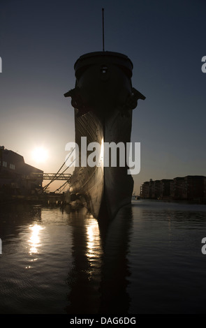 Navire de guerre USS Wisconsin PROUE NAUTICUS Hampton Roads Naval Museum NORFOLK VIRGINIA USA Banque D'Images