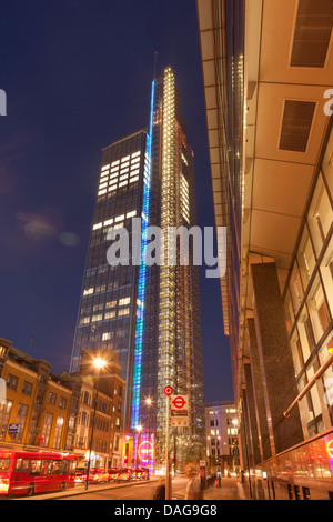 Tour Heron,vue du London Wall,Ville de Londres, Angleterre Banque D'Images