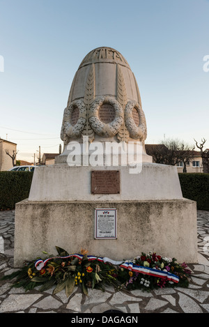 World War 2 memorial à Adissan, Hérault, Languedoc-Roussillon, France Banque D'Images