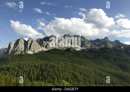 Vue depuis le Passo Tre Croci pour Marmerole, Italie, Dolomites Banque D'Images