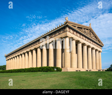 Réplique du Parthénon au Parc du Centenaire à Nashville, Tennessee, USA. Banque D'Images
