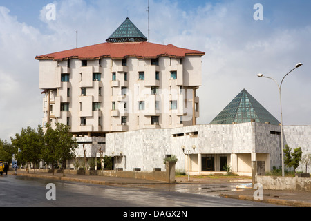 L'Afrique, l'Érythrée, Massawa, Tualud, architecture moderne de développement de logements nouvellement construits Banque D'Images