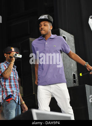 Portsmouth, Virginia, USA. 12 juillet, 2013. TREVANTE Singer se produiront au pavillon d'information chez Ntelos.©Tina Fultz/ZUMAPRESS.COM Crédit : Tina Fultz/ZUMAPRESS.com/Alamy Live News Banque D'Images