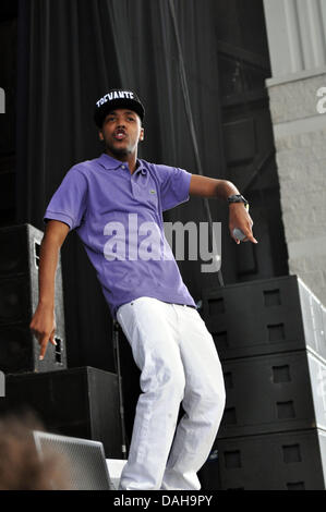 Portsmouth, Virginia, USA. 12 juillet, 2013. TREVANTE Singer se produiront au pavillon d'information chez Ntelos.©Tina Fultz/ZUMAPRESS.COM Crédit : Tina Fultz/ZUMAPRESS.com/Alamy Live News Banque D'Images