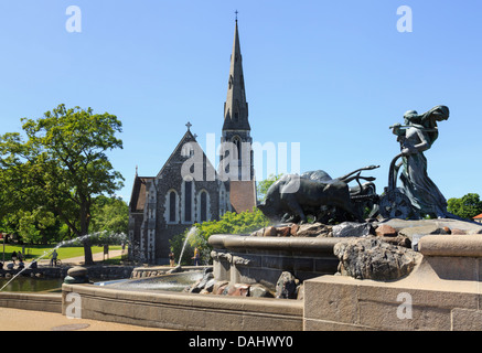 Saint Alban's Anglican Church et Fontaine Gefion, Gefionspringvandet Nordre Toldbod, dans, Copenhague, Danemark Banque D'Images