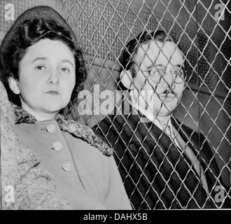 Julius Rosenberg et Ethel Greenglass Rosenberg les citoyens des États-Unis reconnu coupable de complot en vue de commettre de l'espionnage et exécuté. Banque D'Images