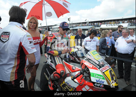 Oberlungwitz, Allemagne. 14 juillet, 2013. Stefan Bradl (LCR Honda Moto GP Moto GP) au cours du Championnat du Monde de l'Sachsenring circuit de course. Credit : Action Plus Sport/Alamy Live News Banque D'Images