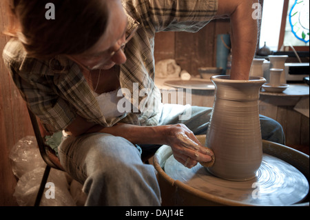 Potter au fer à repasser & Lace, Bentonsport, Iowa, États-Unis d'Amérique Banque D'Images