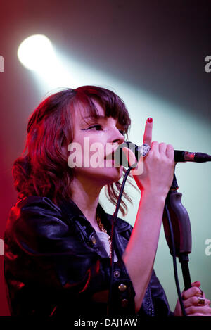 Lauren Mayberry écossais de l'électro pop band de Glasgow, Airbourne sur le stade, les transmissions à T in the Park 2013 Banque D'Images