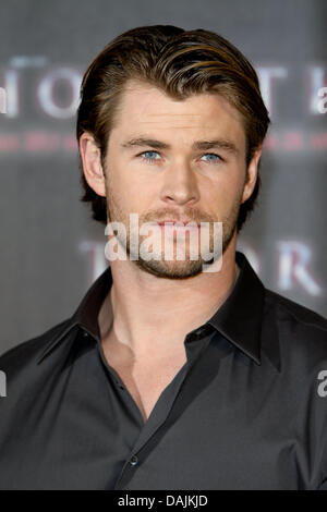 L'acteur australien Chris Hemsworth représente pour la promotion du film 'Thor' au Palais de Montgelas, l'hôtel Bayerischer Hof à Munich, Allemagne, 13 avril 2011. Photo : Hubert Boesl Banque D'Images